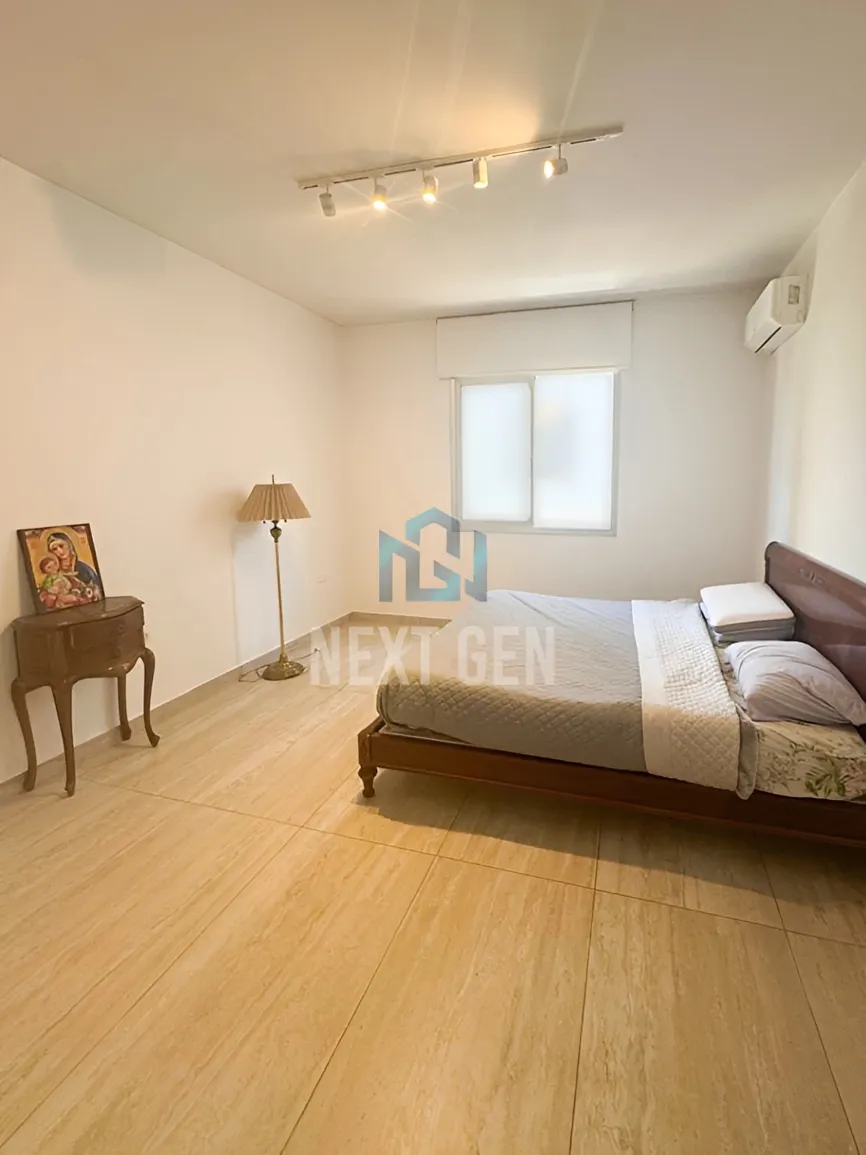 Apartment for rent in Achrafieh, Beirut, Lebanon - 4 bed, 4 bath
