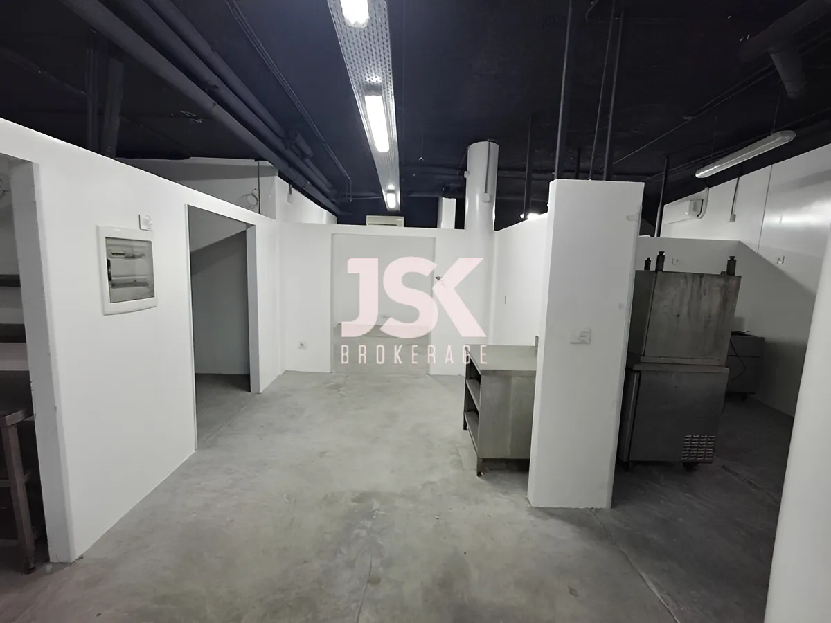 Restaurant for rent in Sodeco