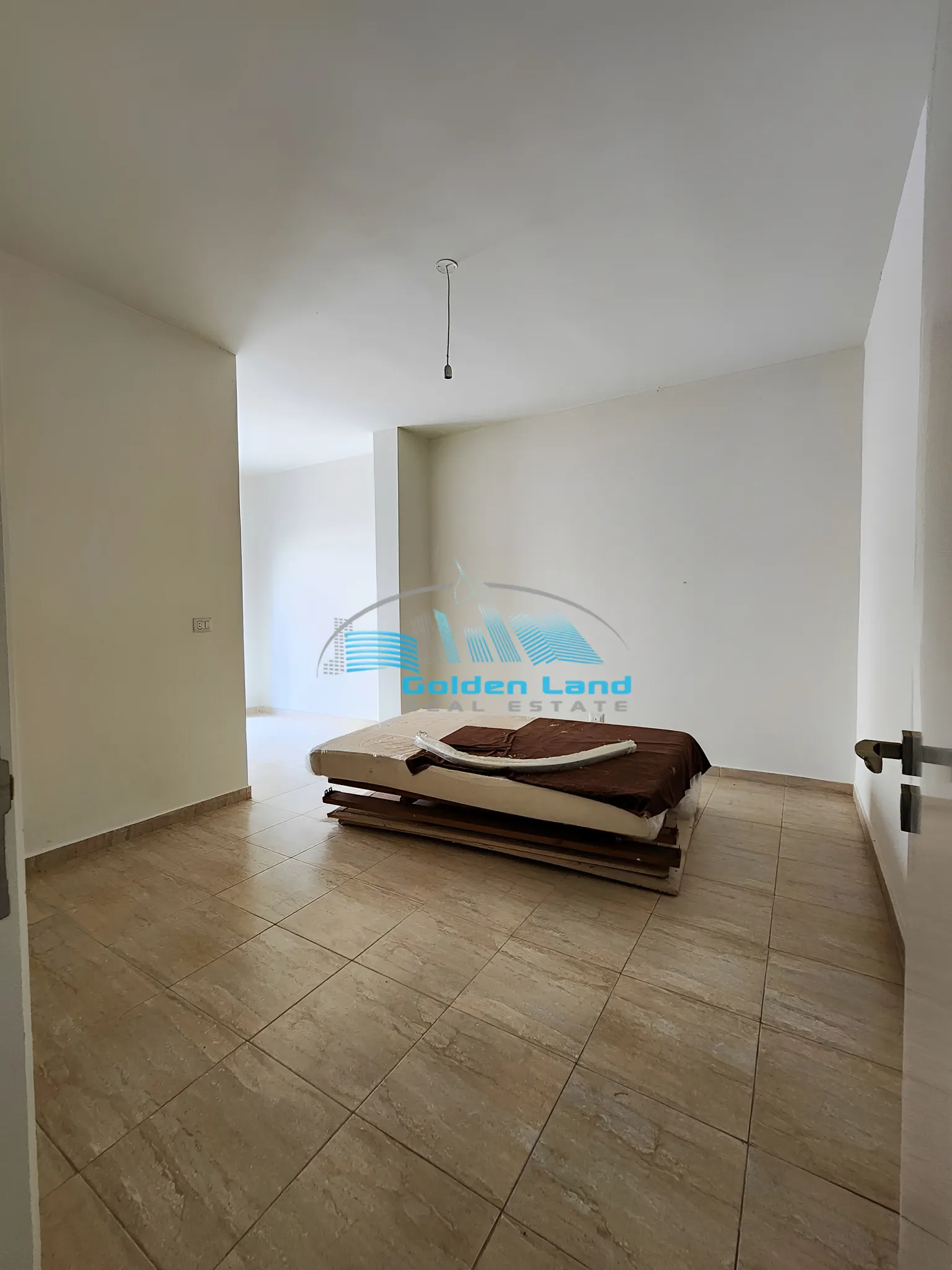 Apartment for Sale in Jouret El Ballout