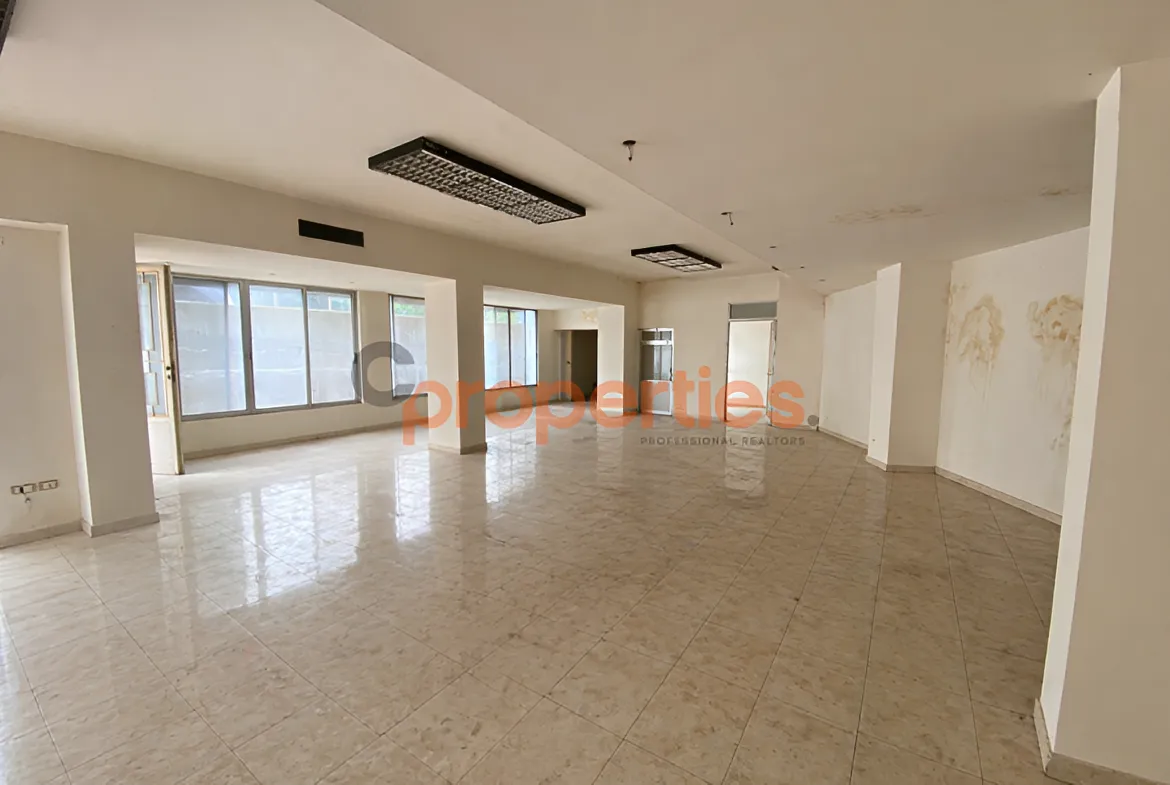 Shop for Rent in Hazmieh