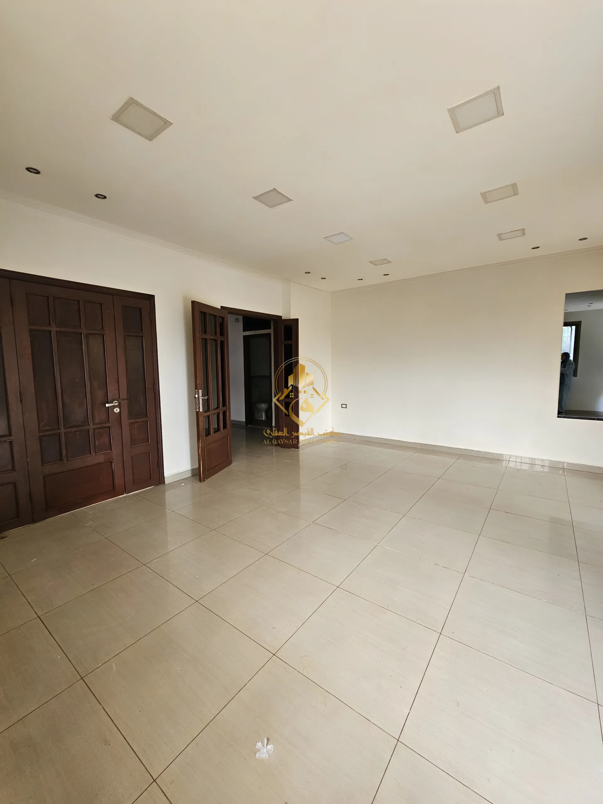 Residential in Kaskas, beirut - 3 bed, 3.0 bath