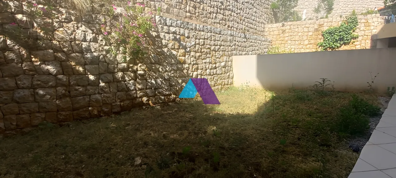 Apartment for Sale in Ajaltoun - 3 bed, 3 bath