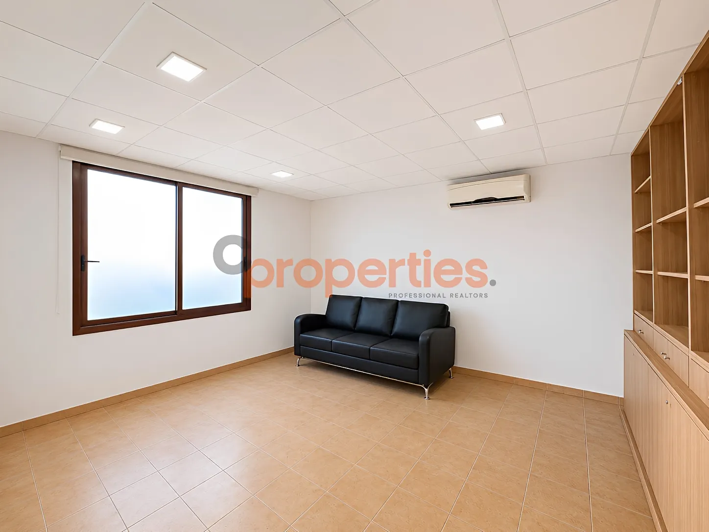 Industrial Unit for Sale in Halat