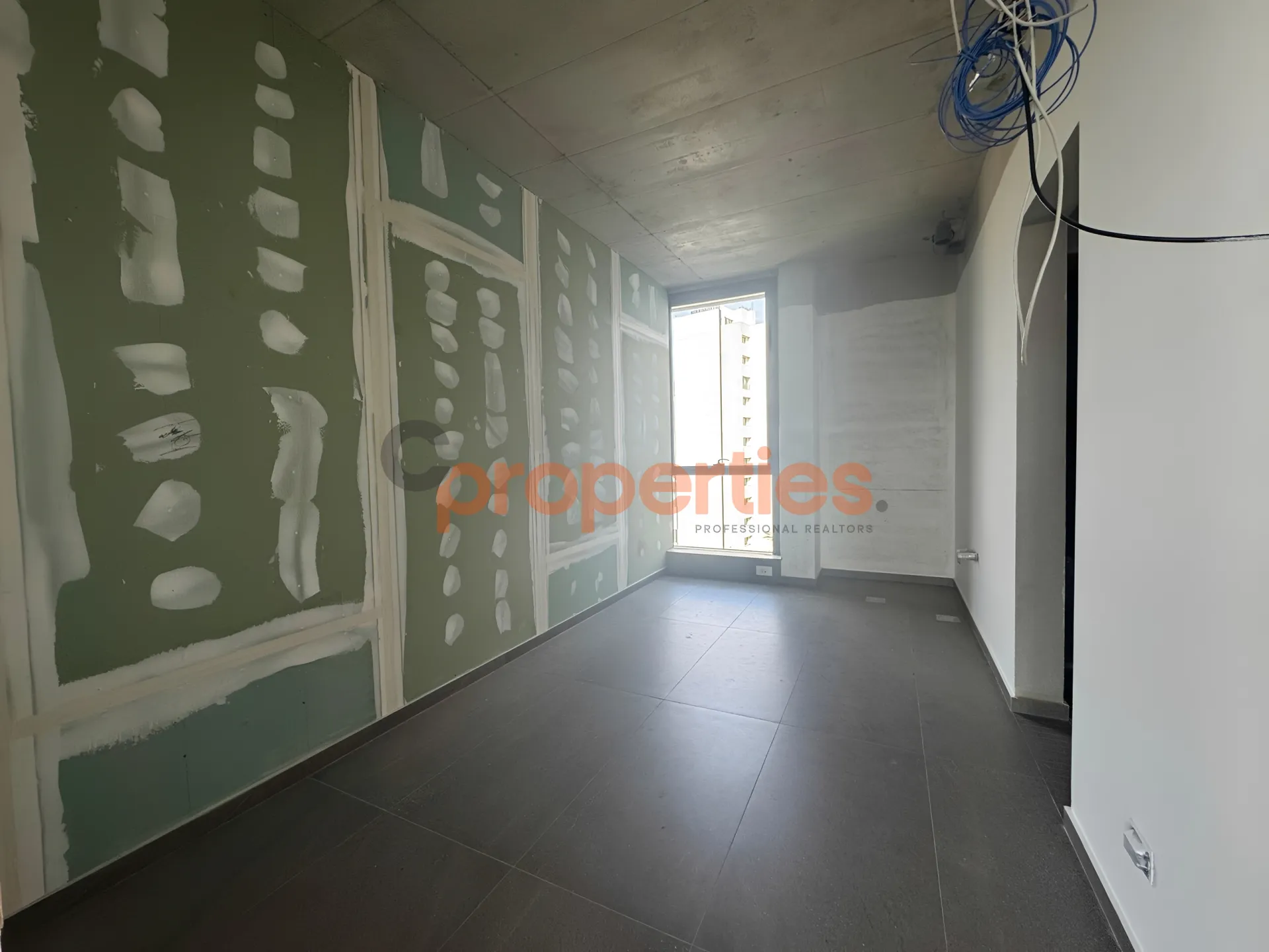 Office for Rent in Horch Tabet