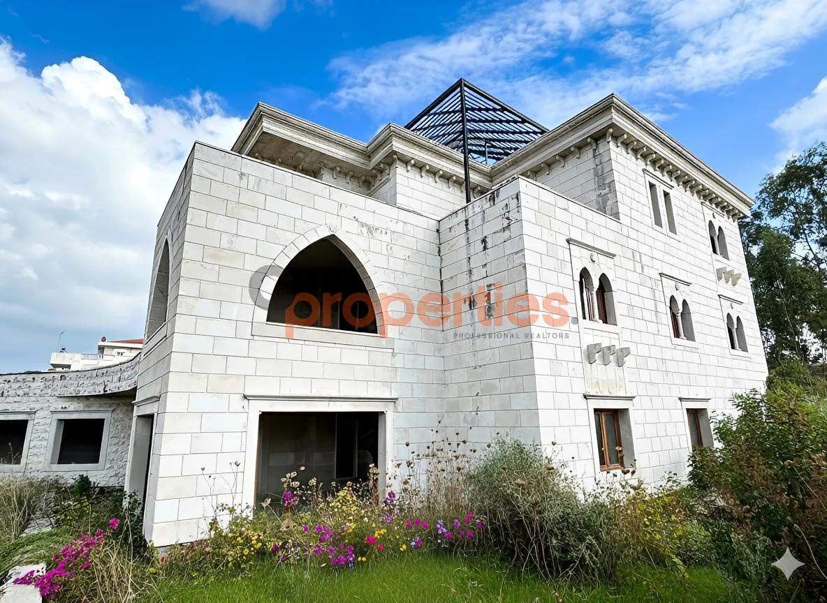 Villa for Sale in Aamchit