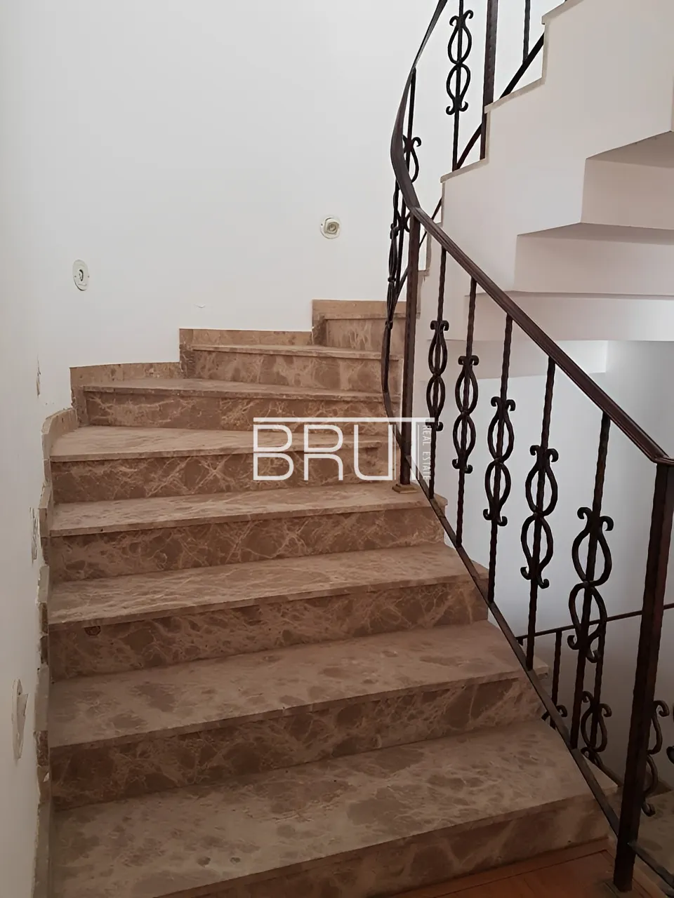 Villa for Sale in Sheileh