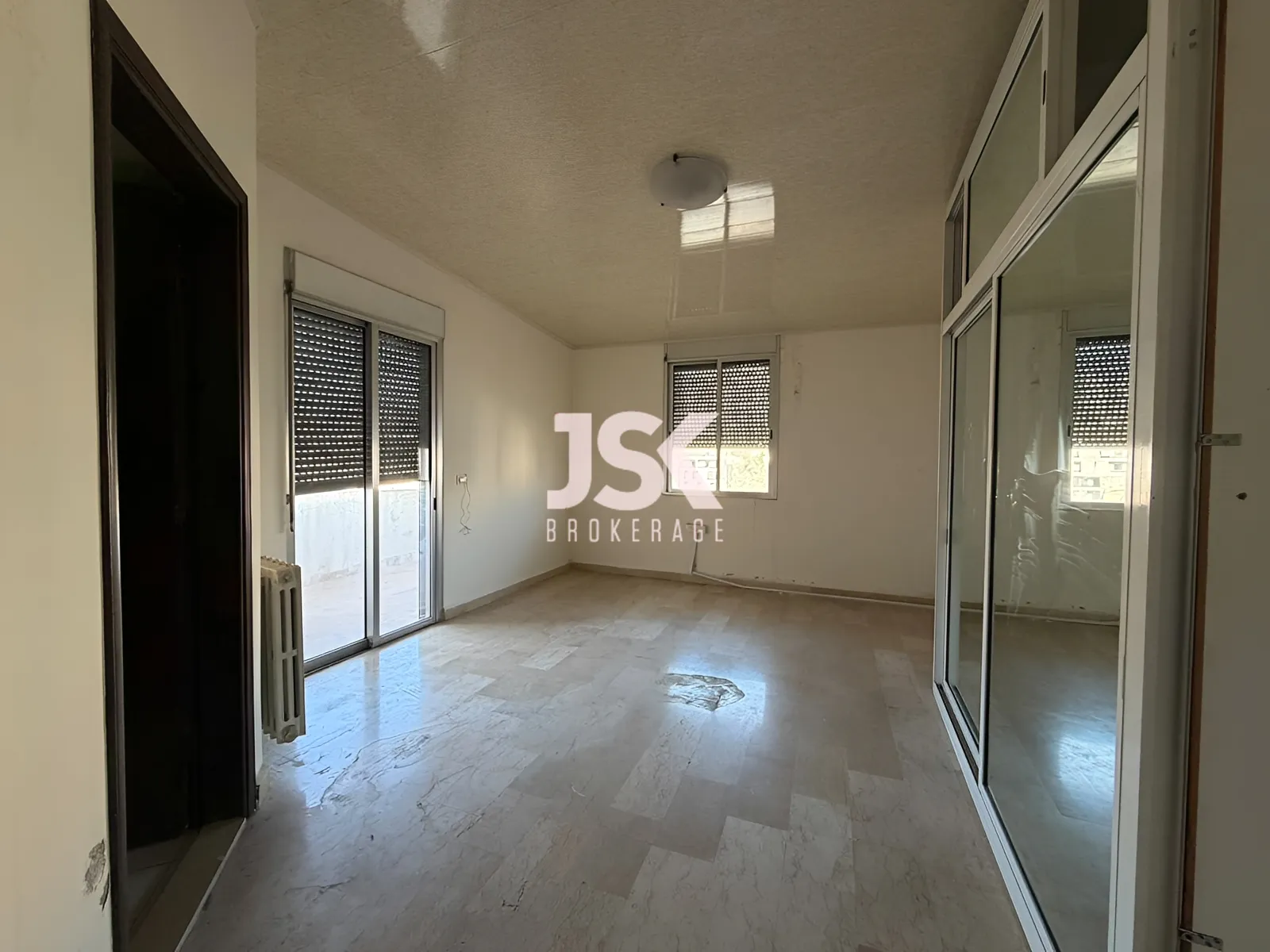Apartment for Sale in Adonis