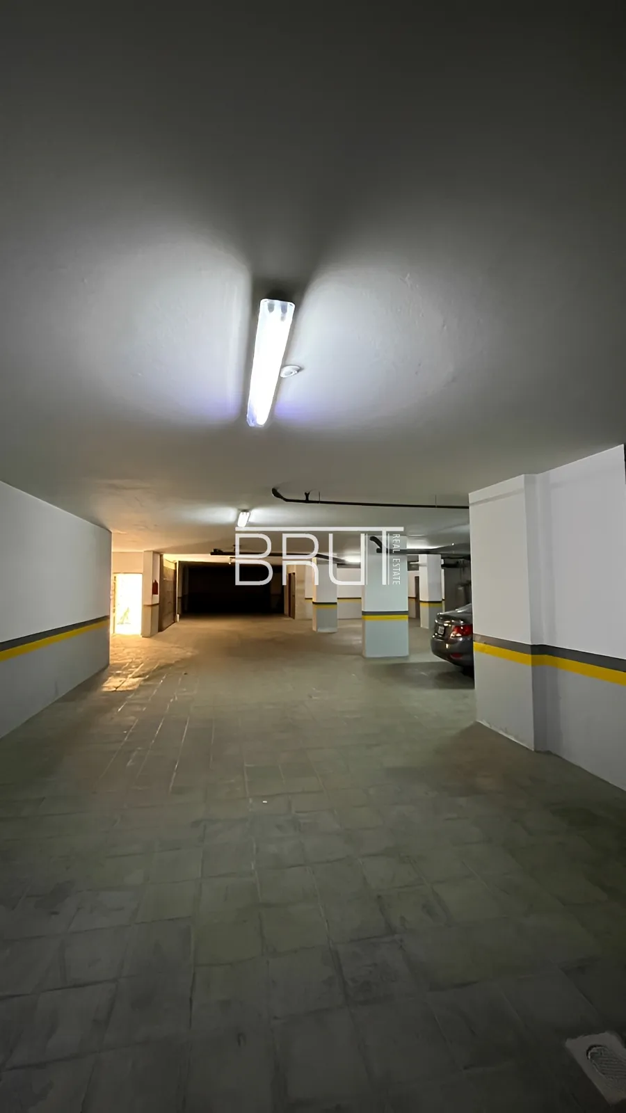 Apartment for Sale in Ballouneh