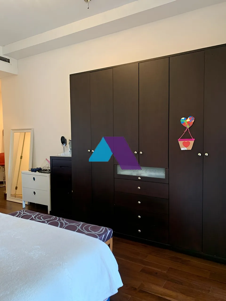 Apartment for Sale in Saifi Village
