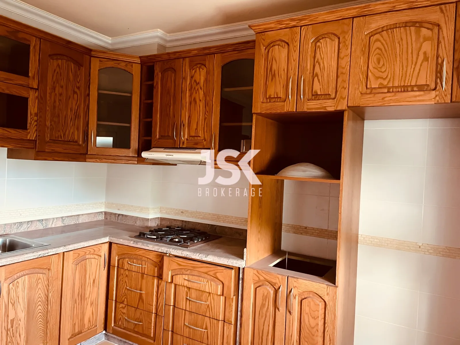 Apartment for Sale in Halat