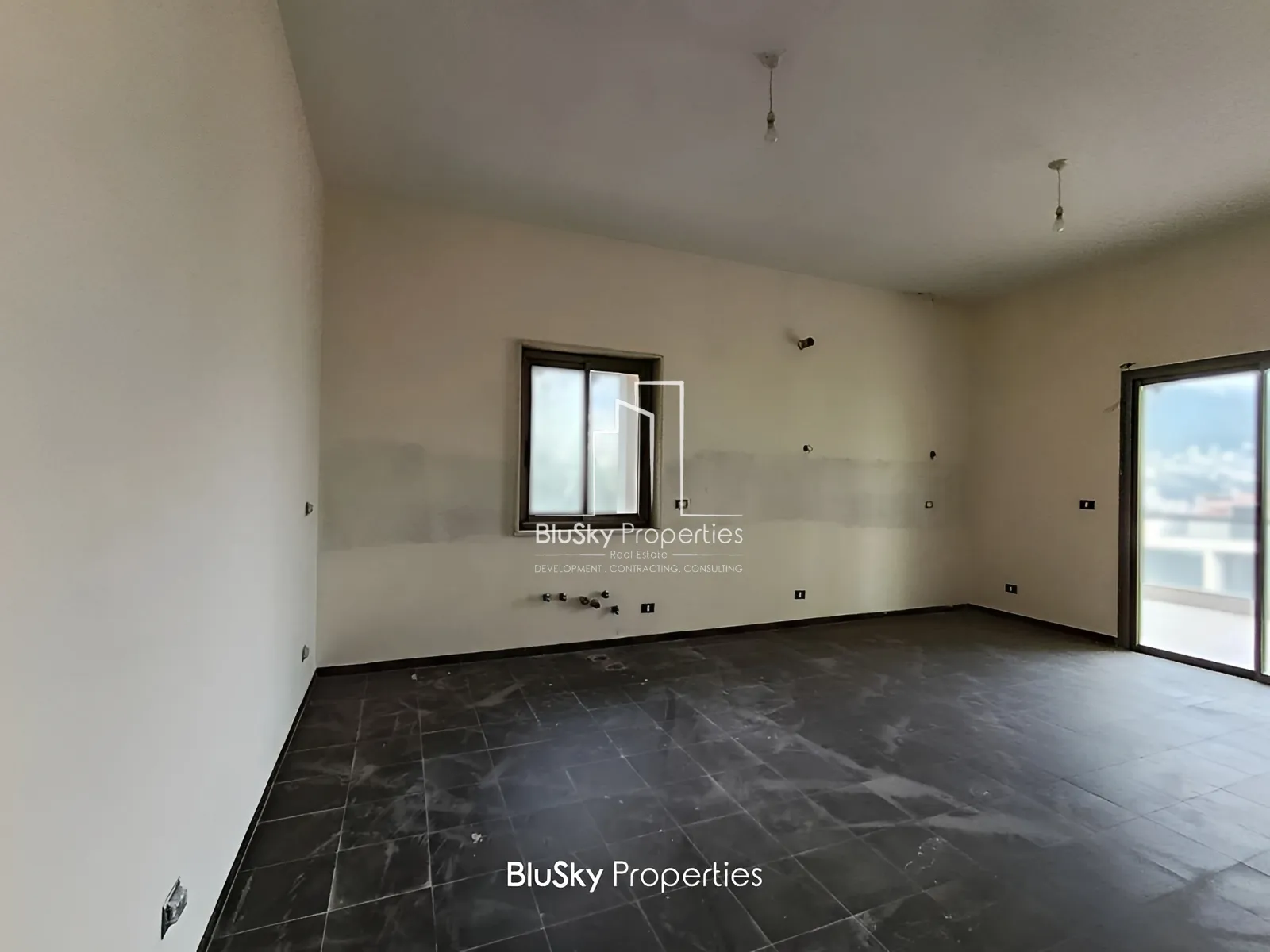 Apartment for Sale in Adma