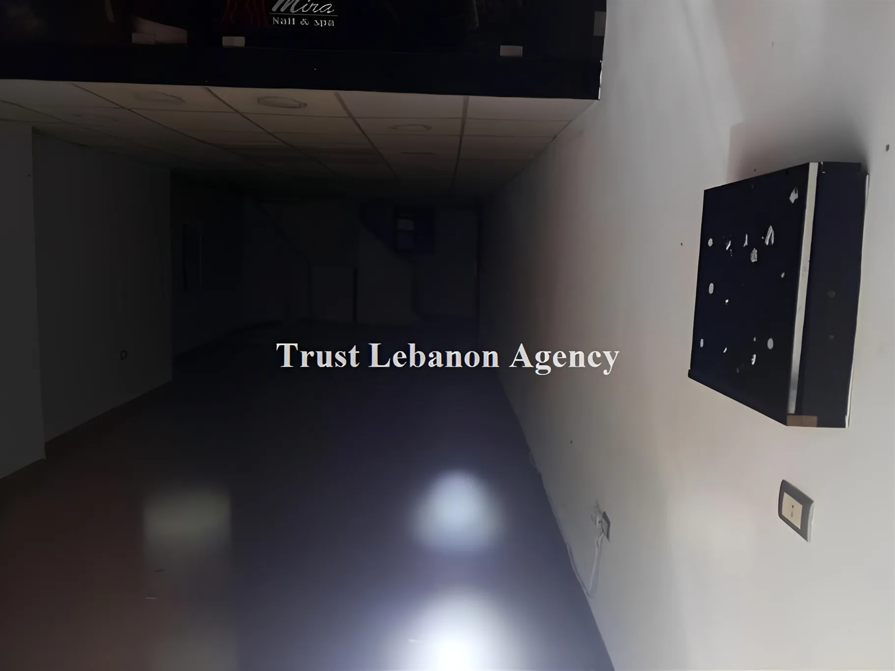Shop for sale in Baabda, Haret Hreik