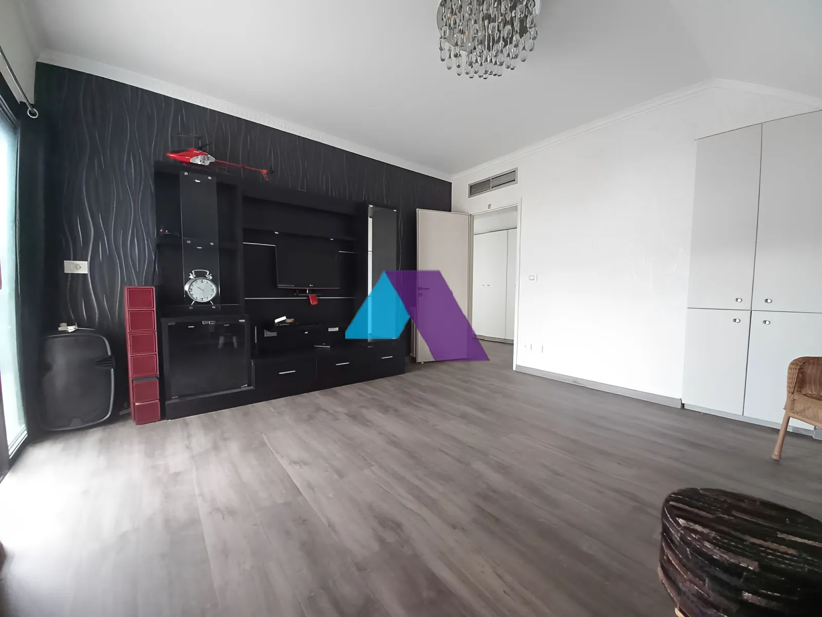 Apartment for rent in Adma w Dafnah - 5 bed, 6 bath