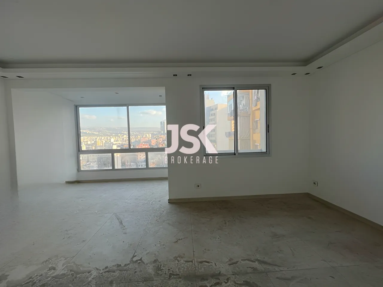 Apartment for Sale in Achrafieh - 2 bed, 2 bath