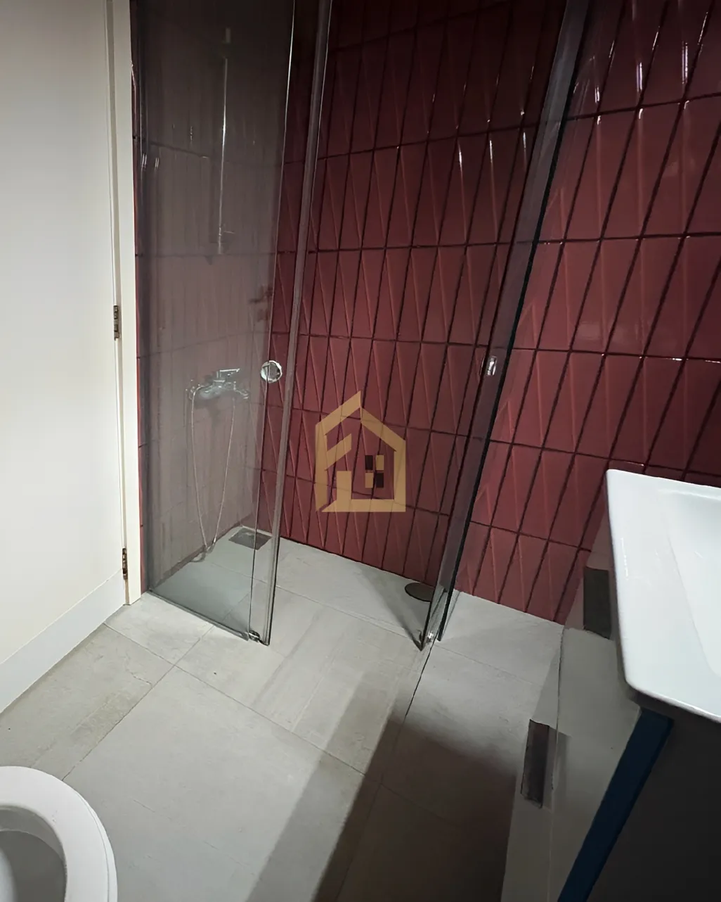 Studio for rent in Hamra, Beirut, Lebanon - 1 bed, 1 bath
