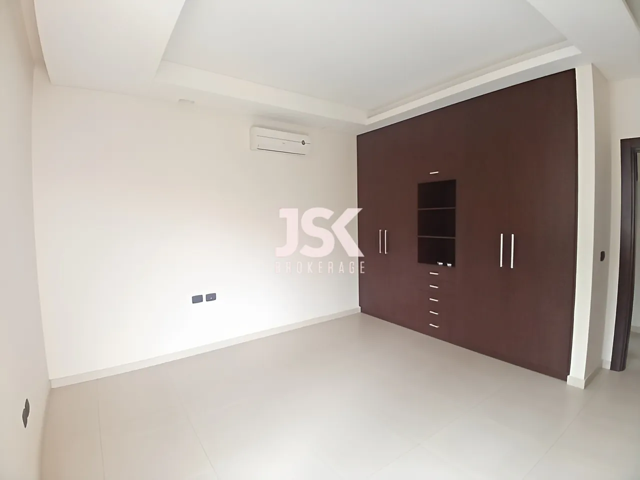 Apartment for Rent in Qornet El Hamra