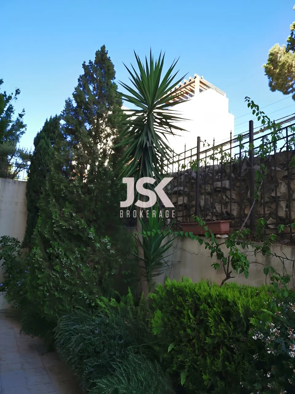 Apartment for Rent in Beit Meri