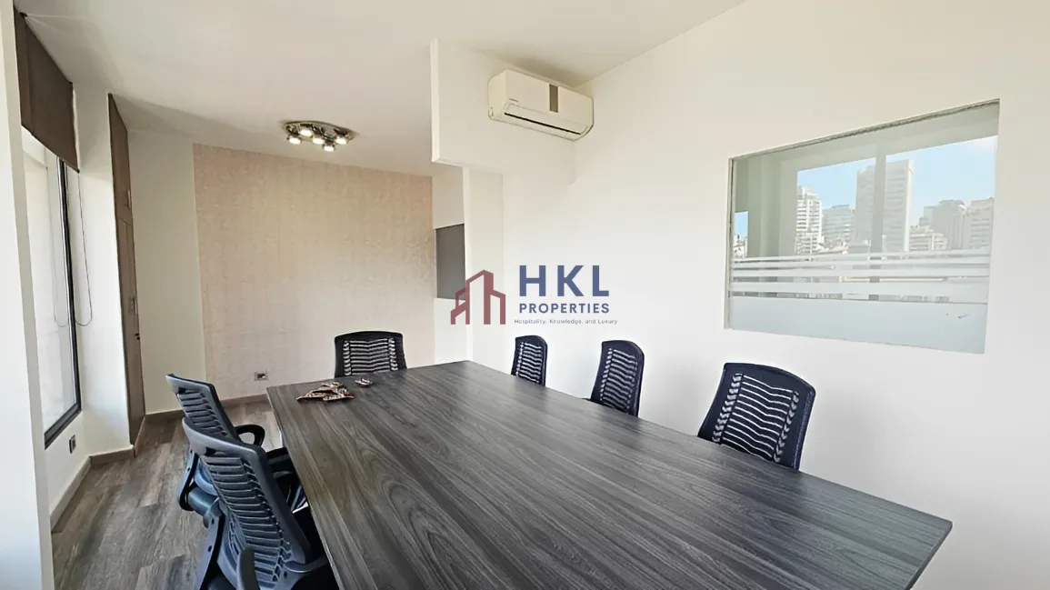 Office for rent in Ain Al Mraiseh, Beirut, Lebanon