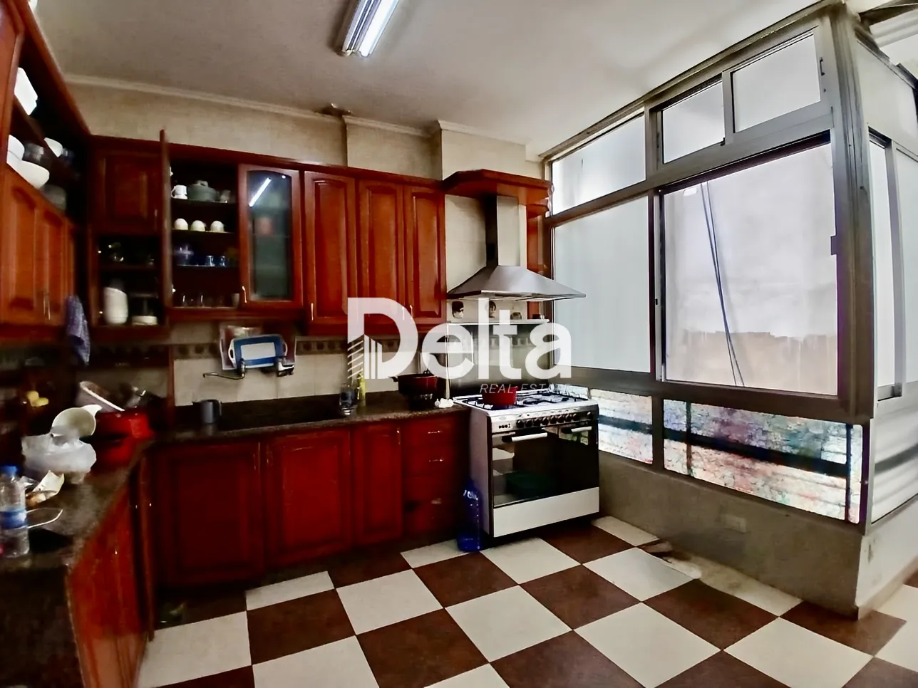 Apartment for sale in Zarif, beirut, lebanon