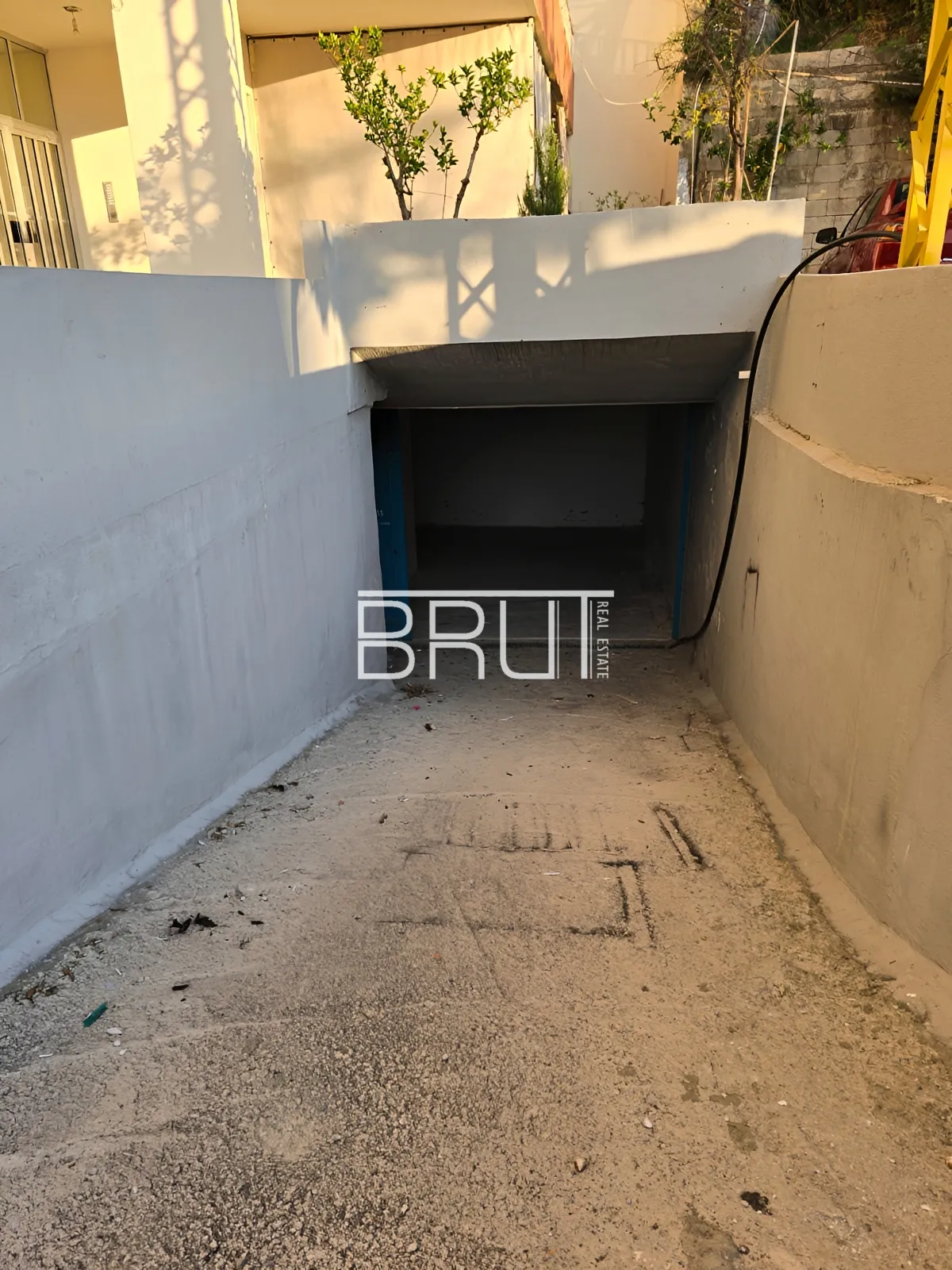 Warehouse For Sale in Zouk Mikael
