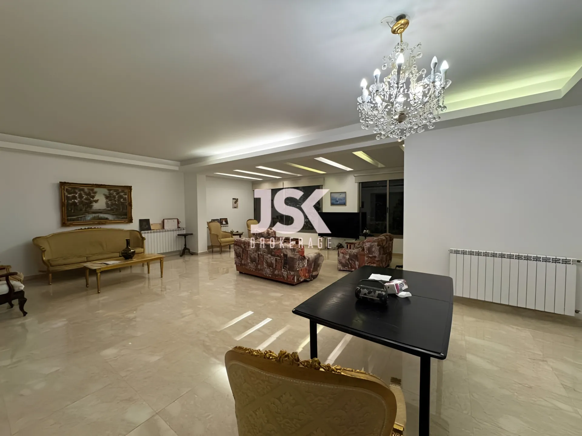 Apartment for Sale in Mansourieh - 3 bed, 4 bath