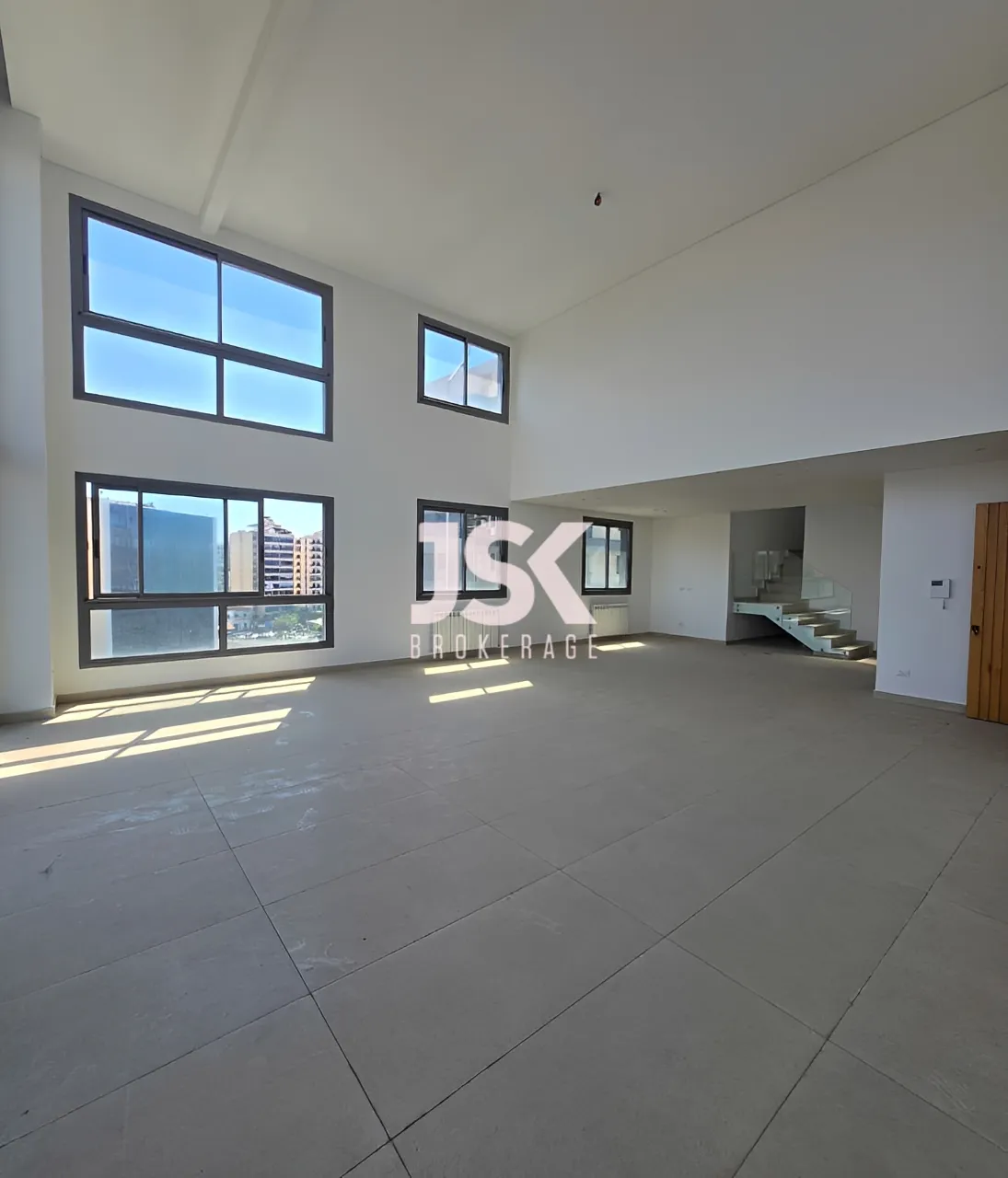 Duplex for Sale in Badaro