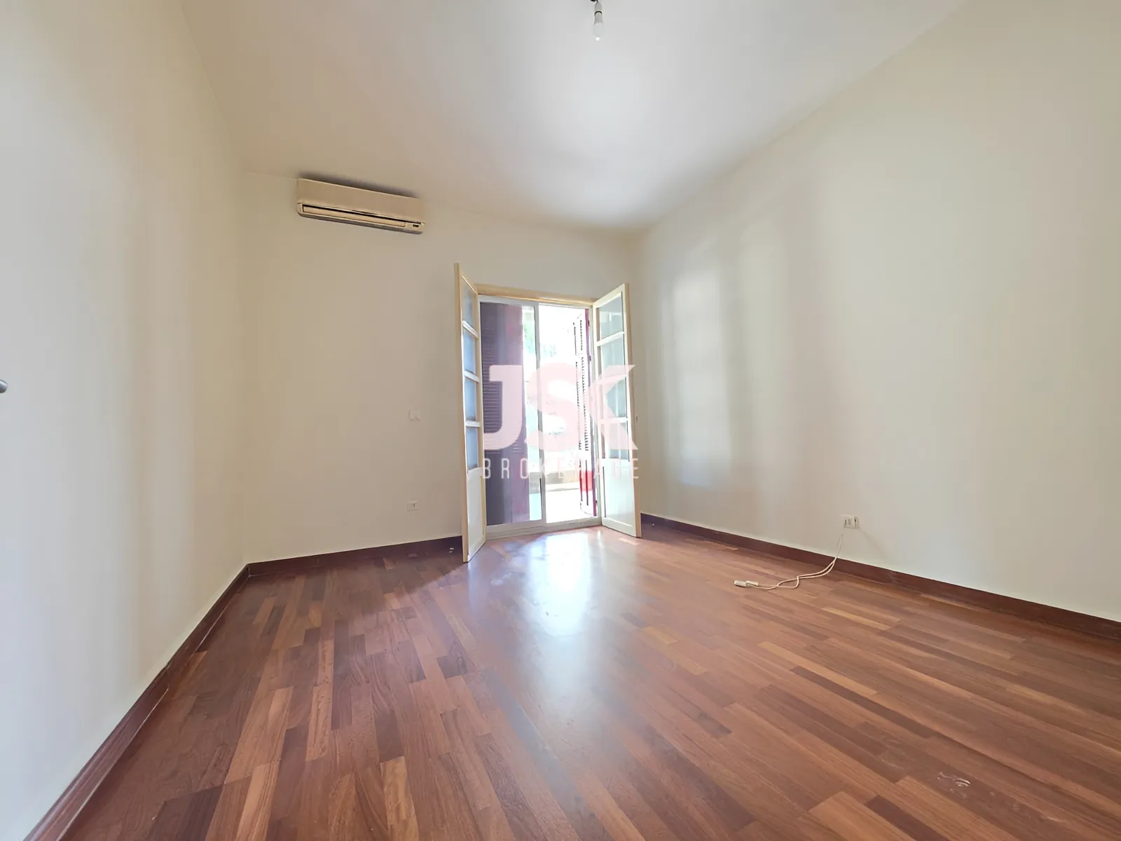 Apartment for Sale in Mar Takla