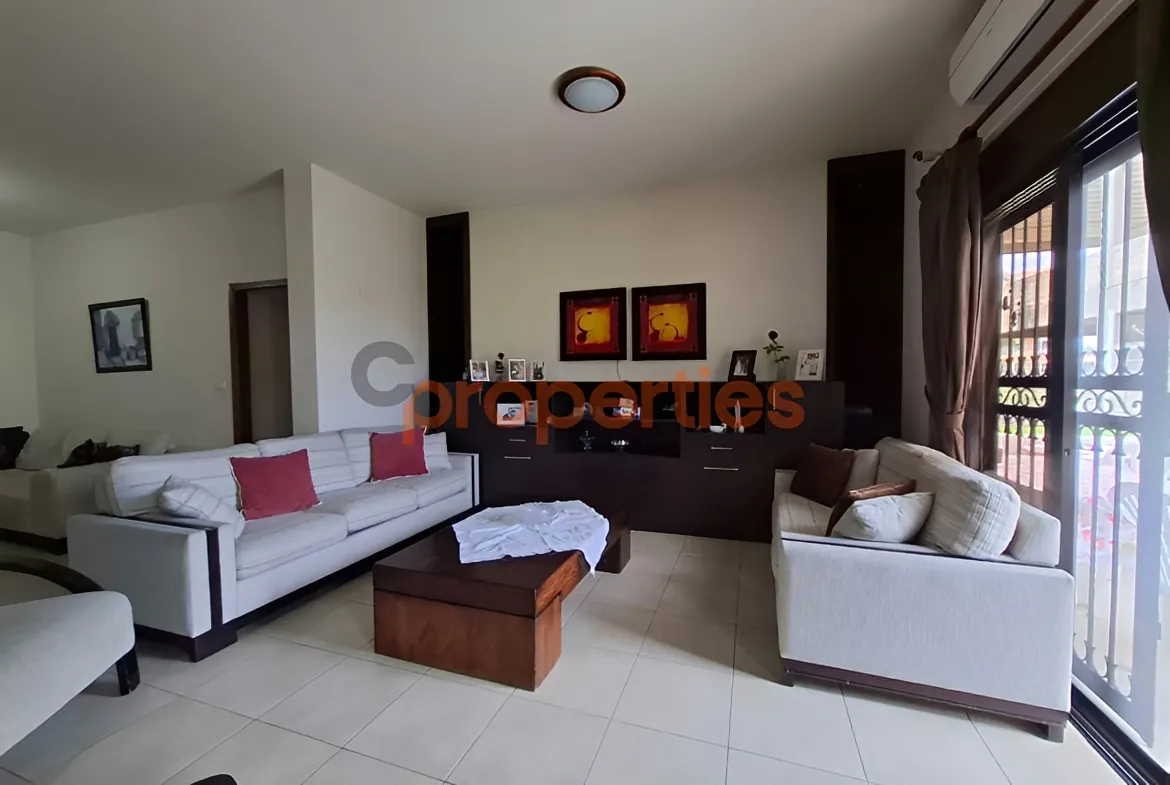 Apartment for Sale in Safra