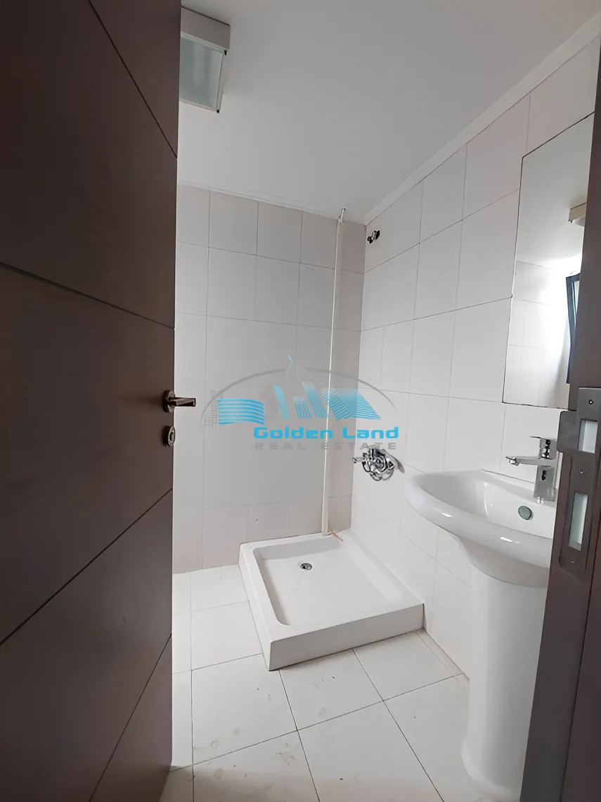 Office for rent in Jal El Dib