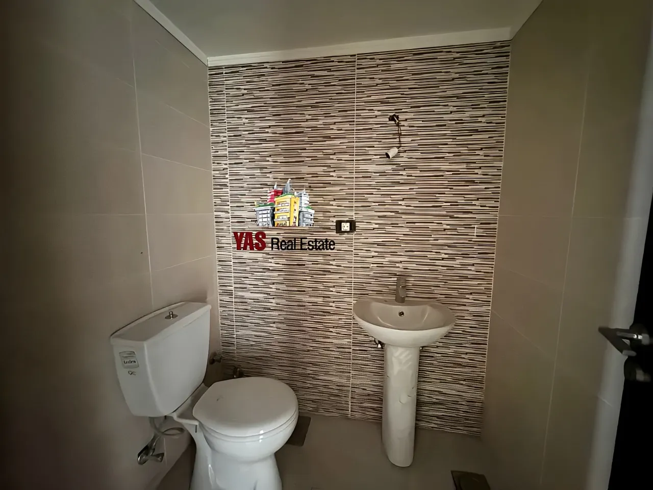 Apartment for Sale in Adonis - 2 bed, 2 bath