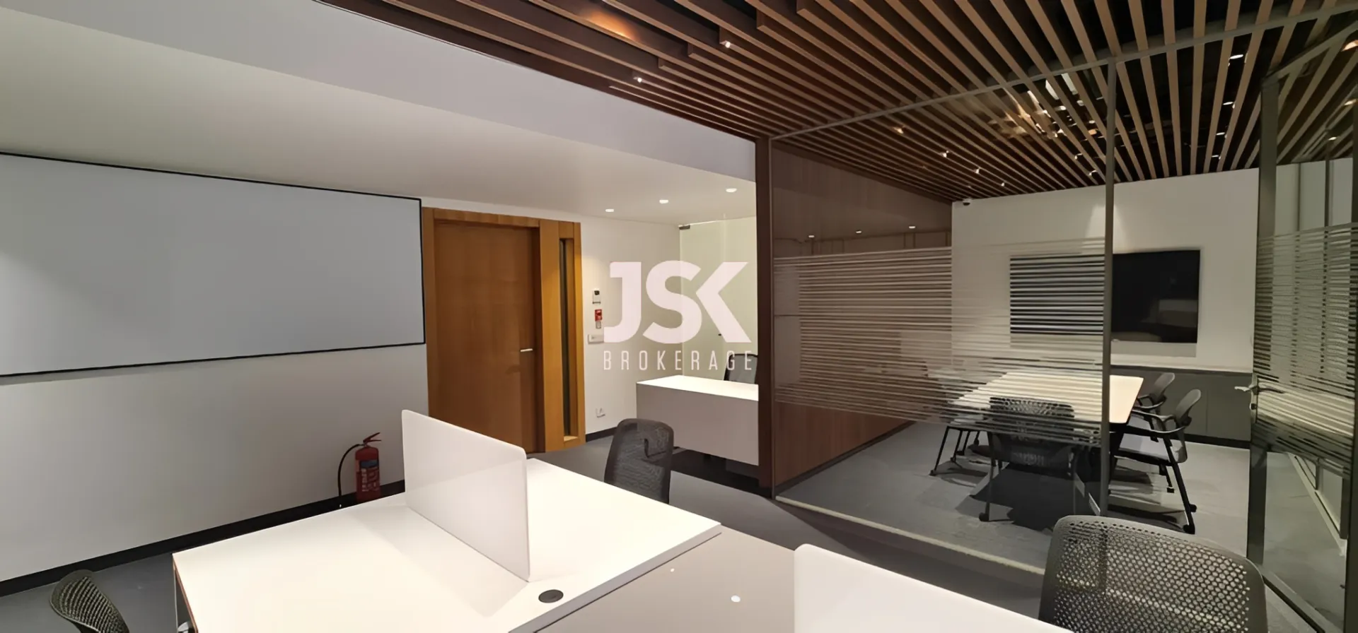 Office for rent in Dbayeh