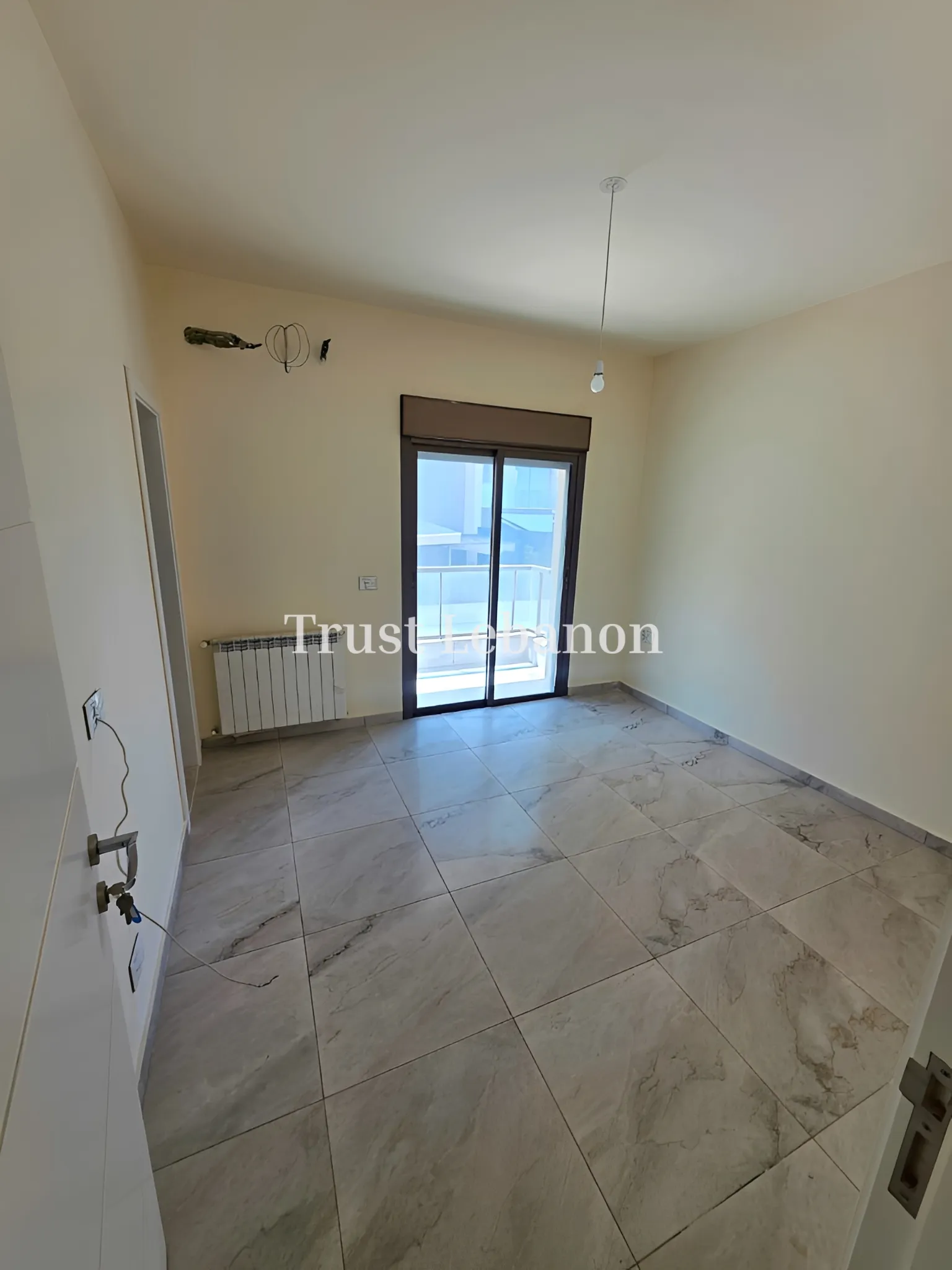 Apartment for sale in Ballouneh, Lebanon