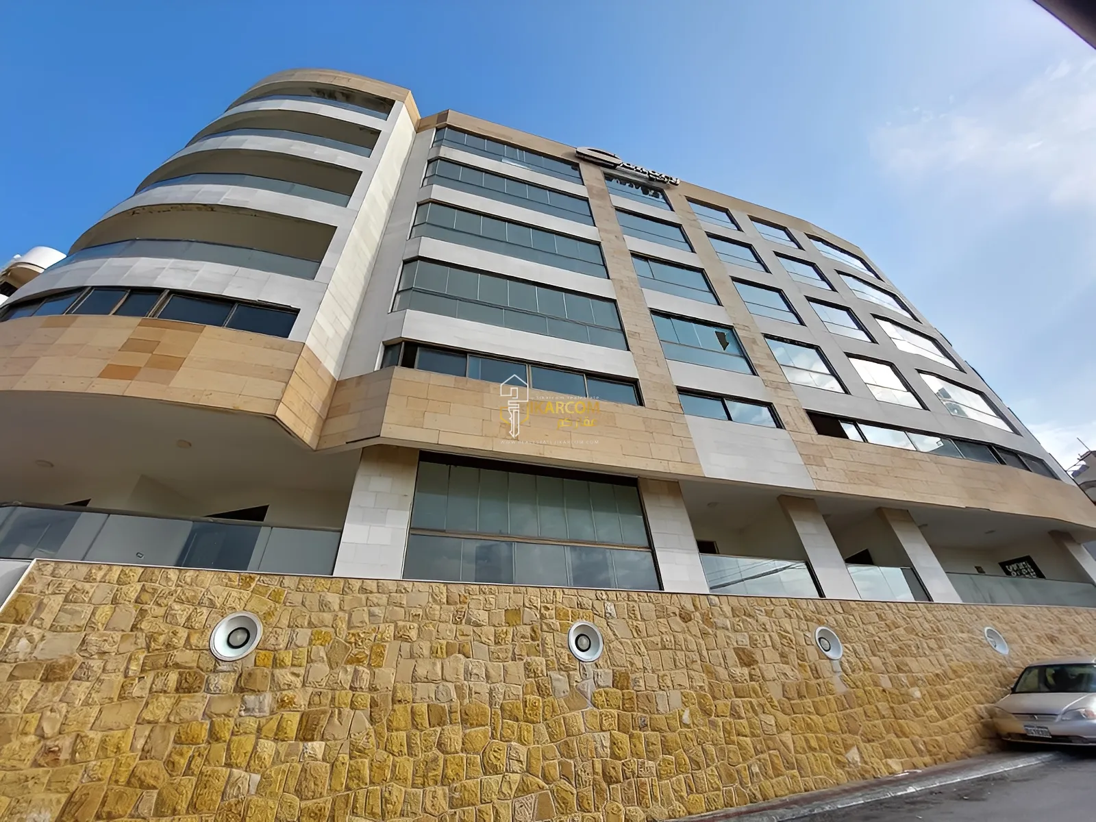 Building for Sale in Biaqout