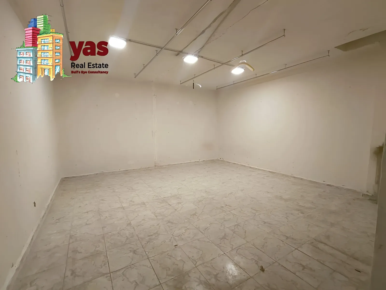 Warehouse for sale in Hazmieh