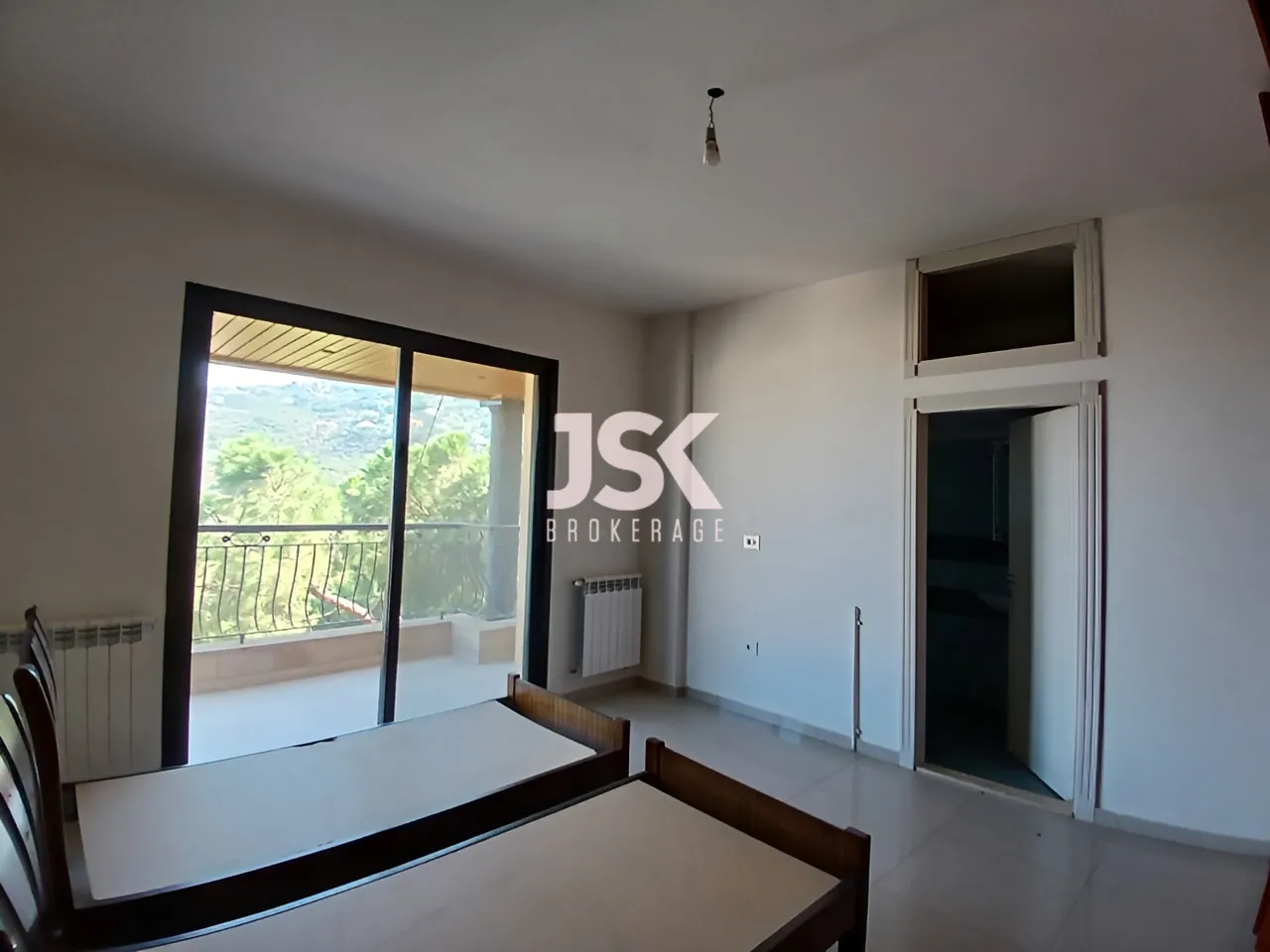 Apartment for Rent in Ain Saadeh