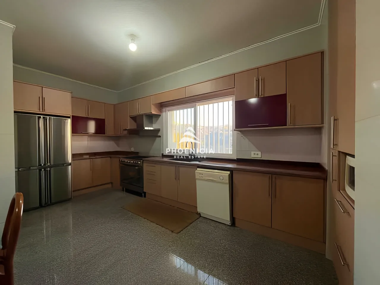 Villa for Sale in Kfardebian