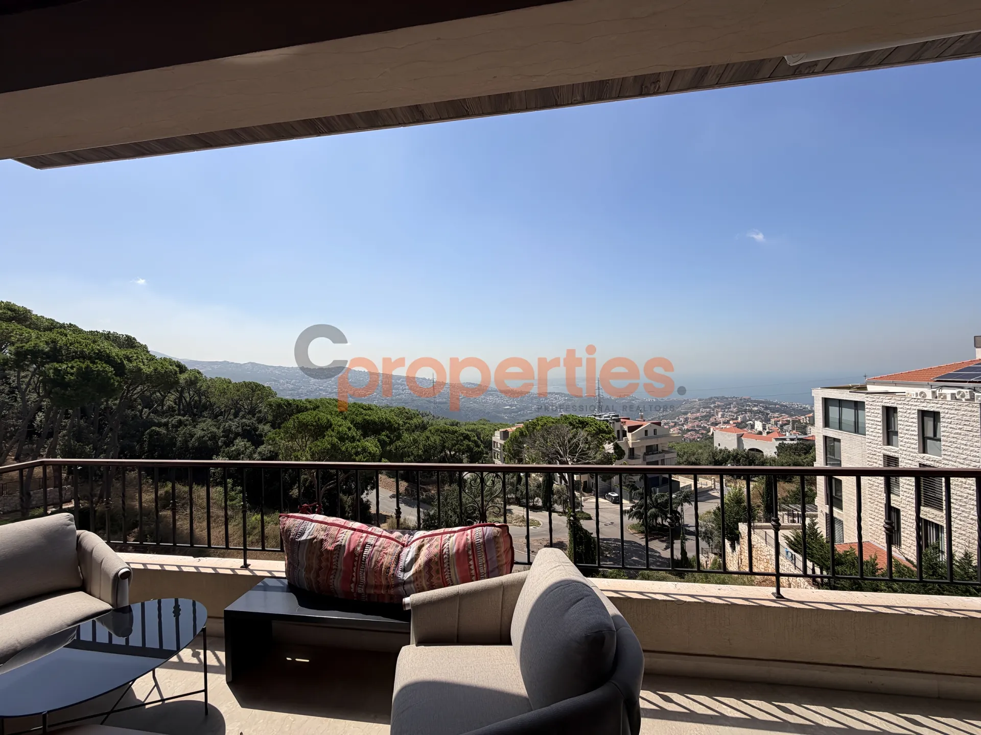 Apartment for Sale in Ballouneh