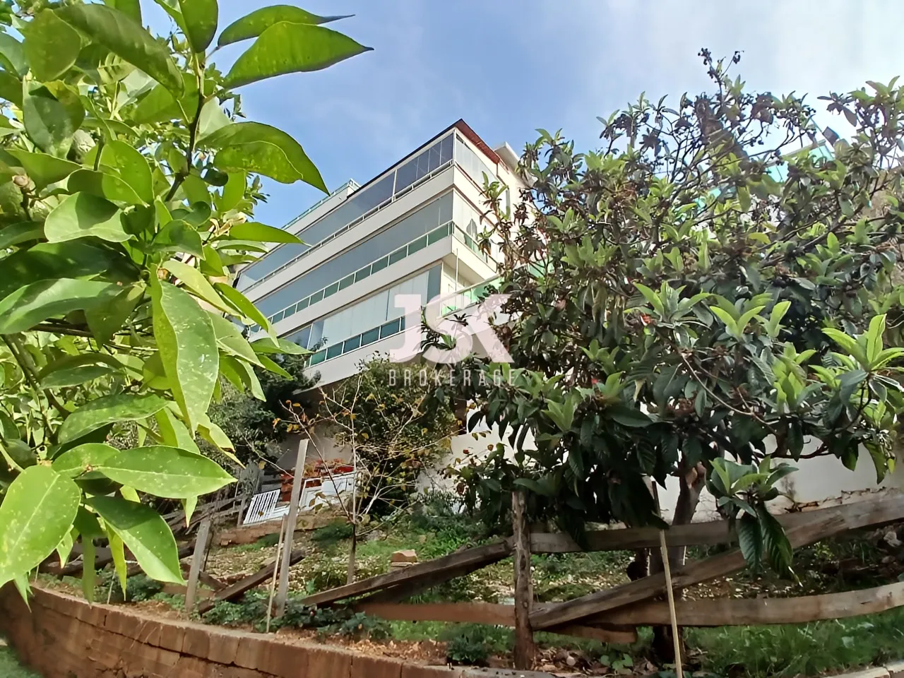 Villa for Sale in Naqqache