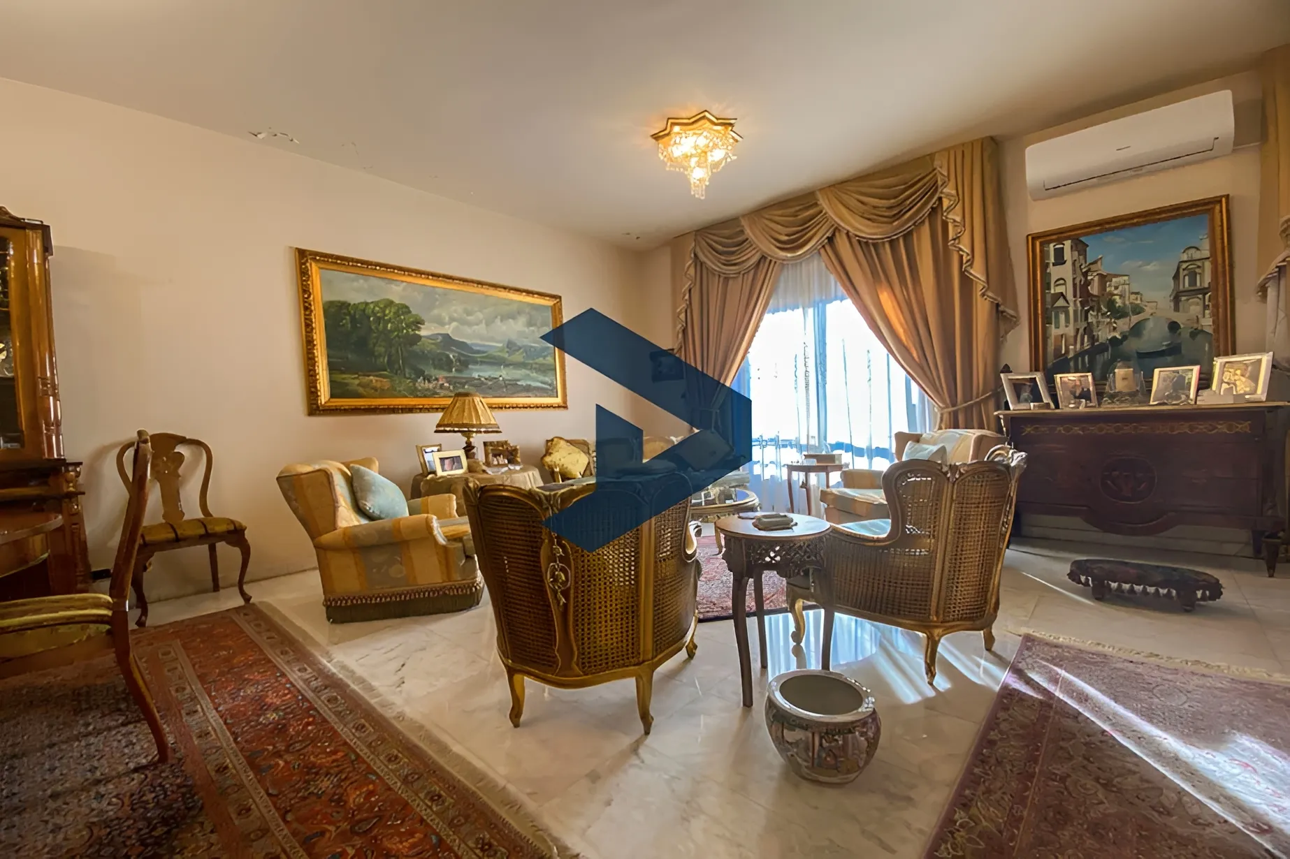 Apartment for sale in Hamra, Beirut, Lebanon