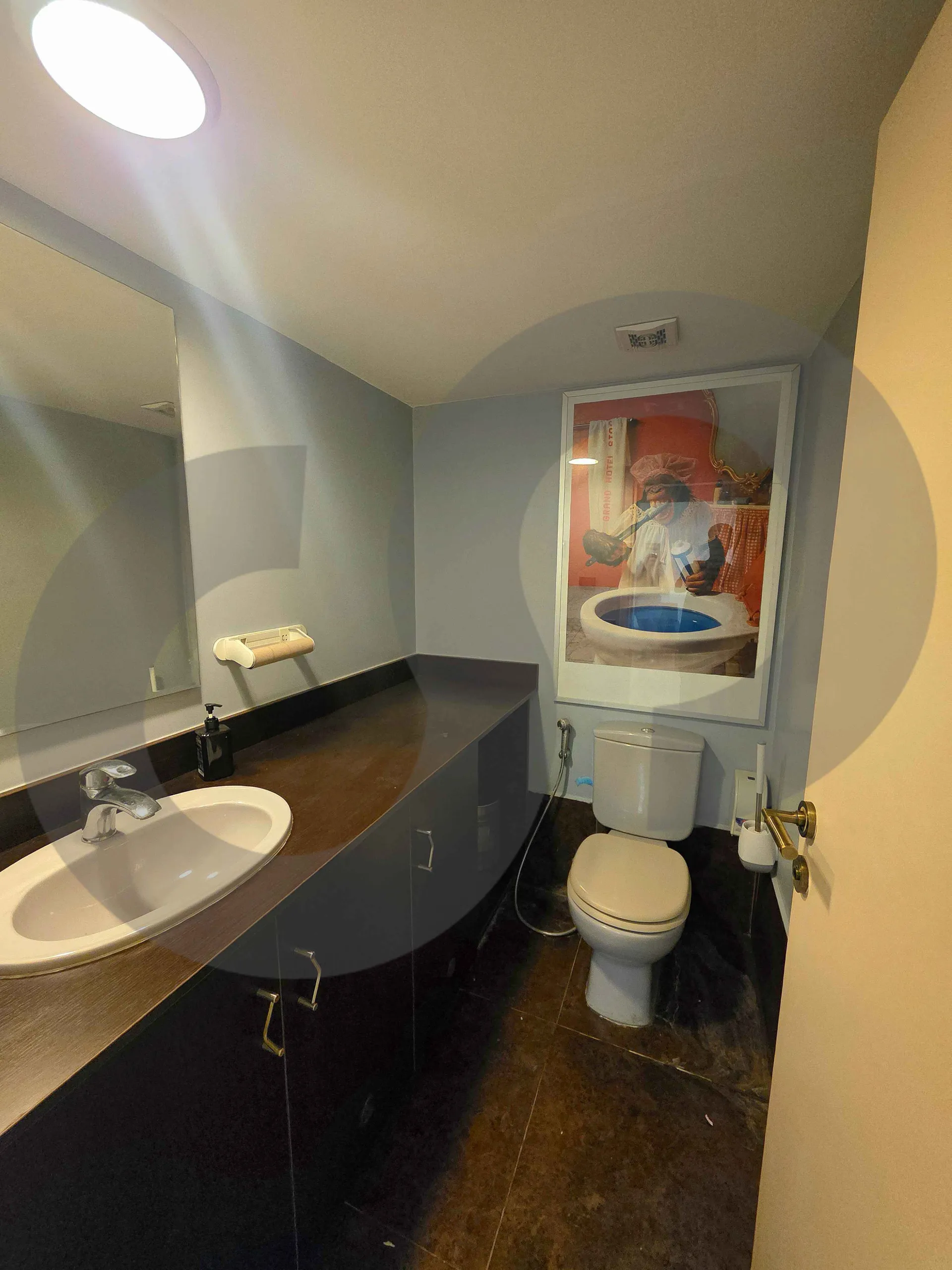 Office for Sale in Adonis