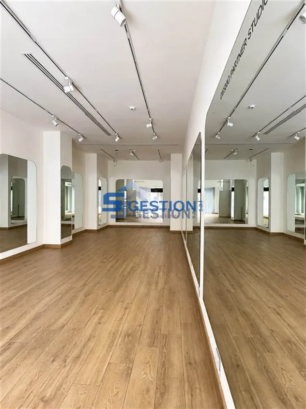 Shop for Rent in Downtown