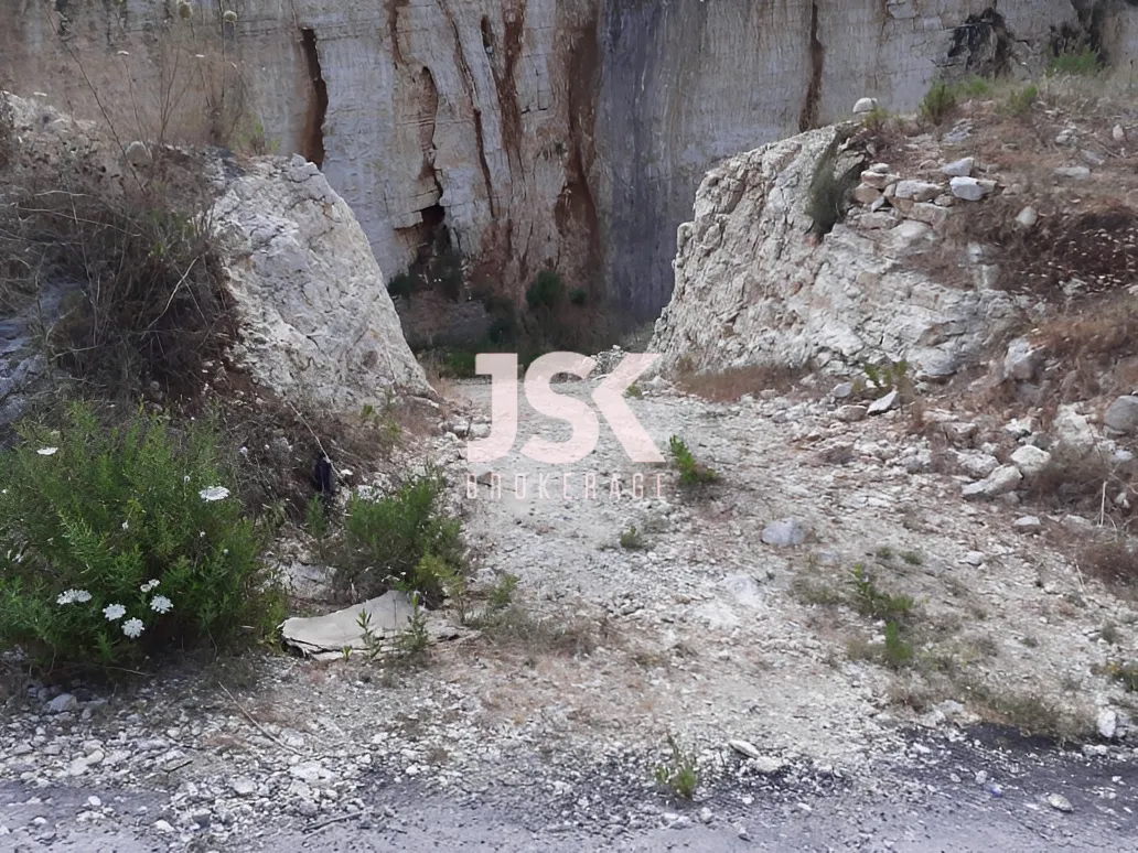 Land for Sale in Aaqbiyeh, Lebanon