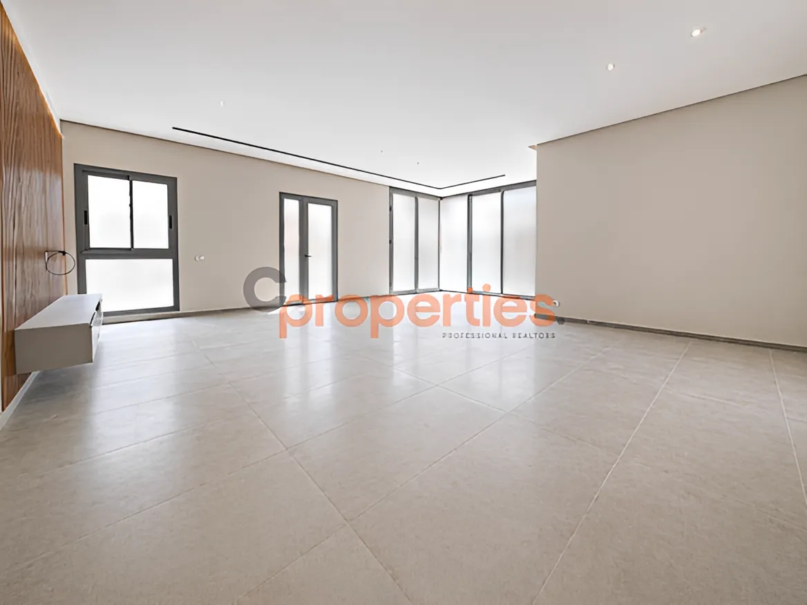 Apartment for Rent in Achrafieh - 3 bed, 4 bath