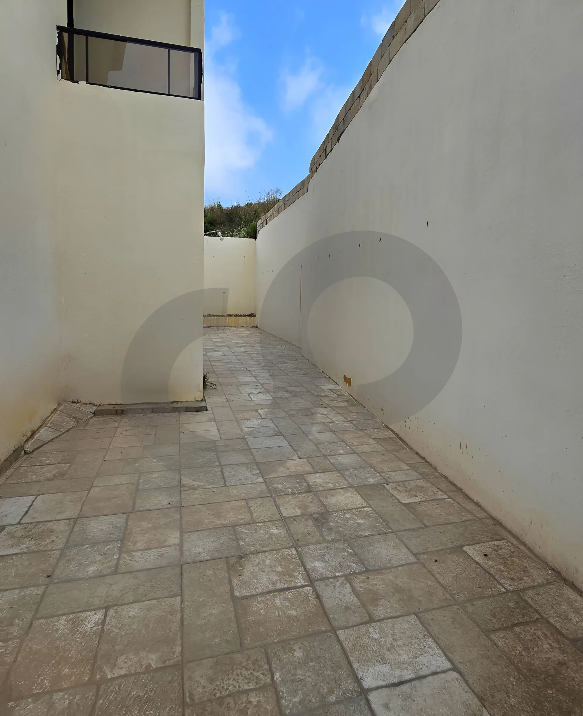 Apartment for Sale in Ain Arab