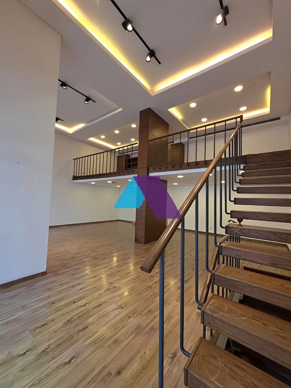 Shop for rent in Achrafieh