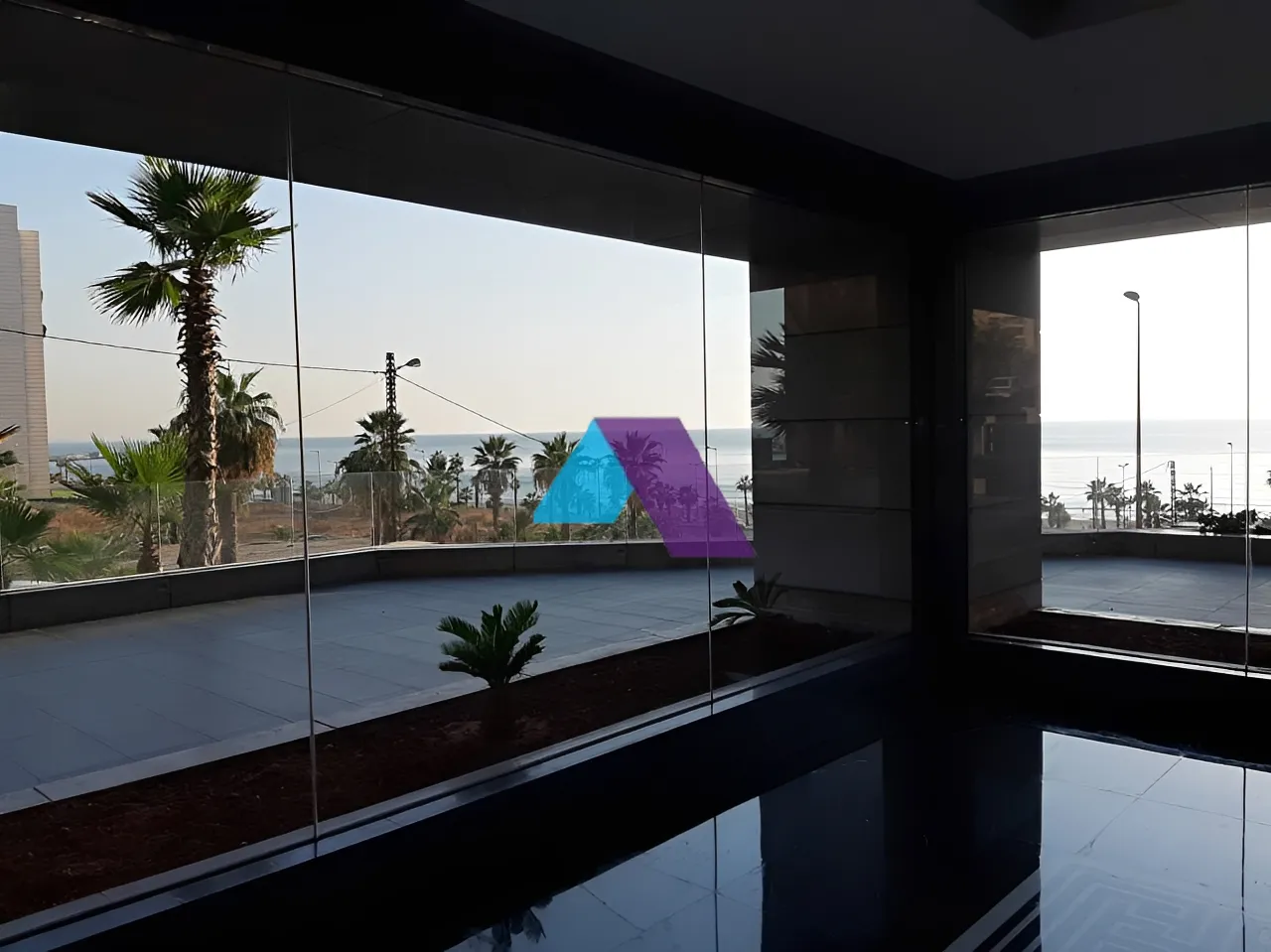 Apartment for sale in Ramleh Al Bayda, Beirut, Lebanon - 3 bed, 4 bath