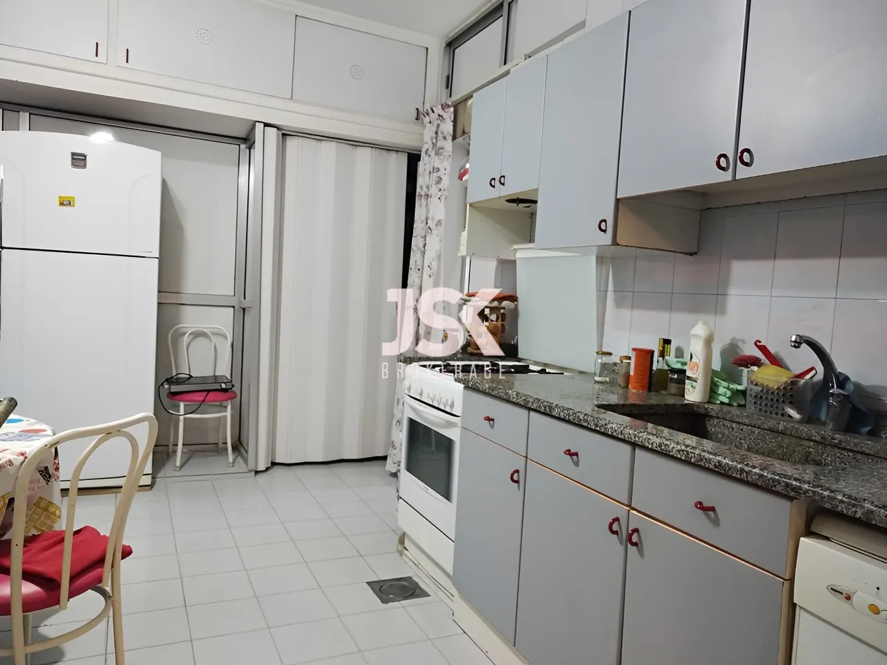 Villa for Sale in Haret Sakher