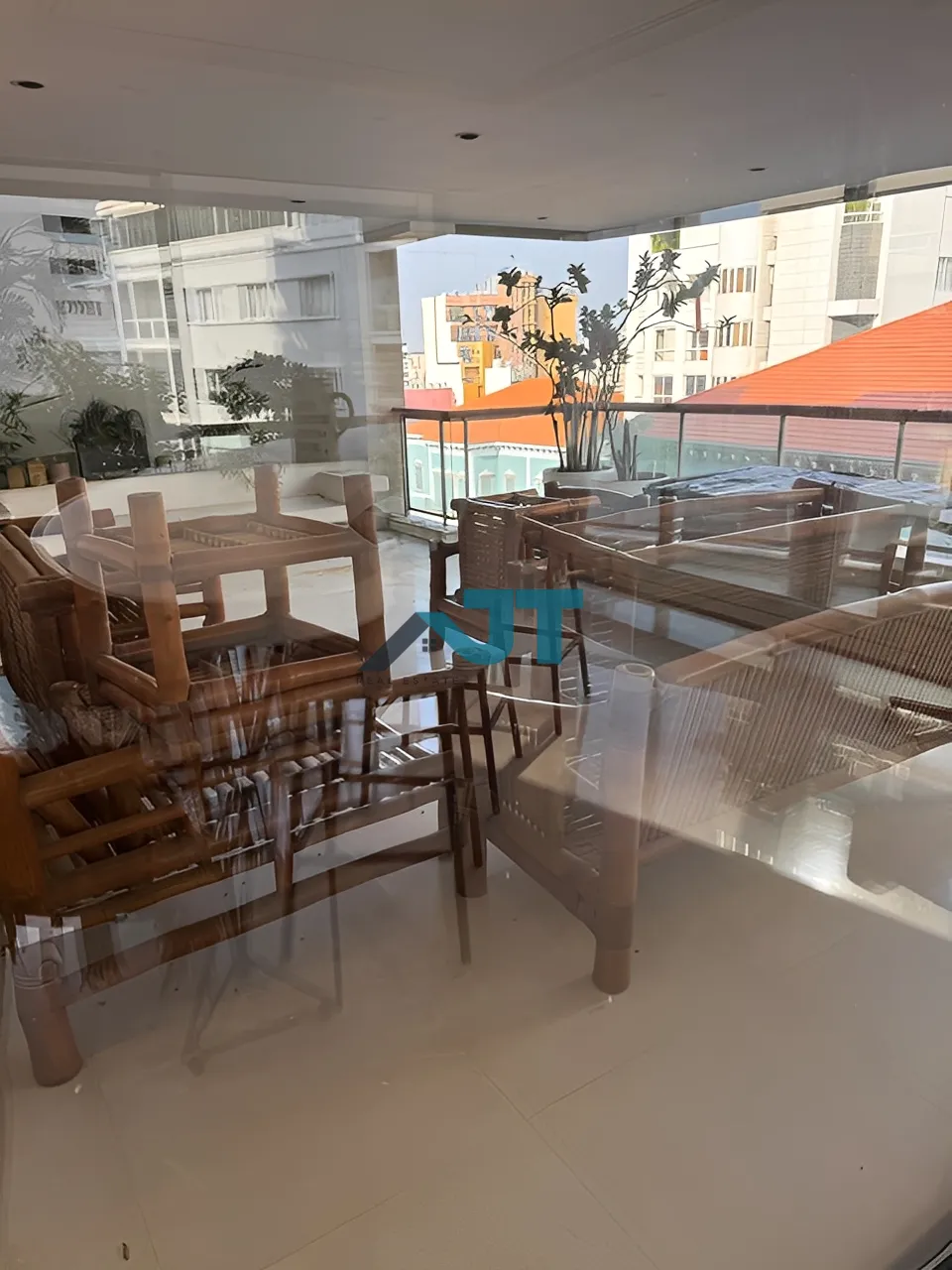 Apartment for Rent in Sursock