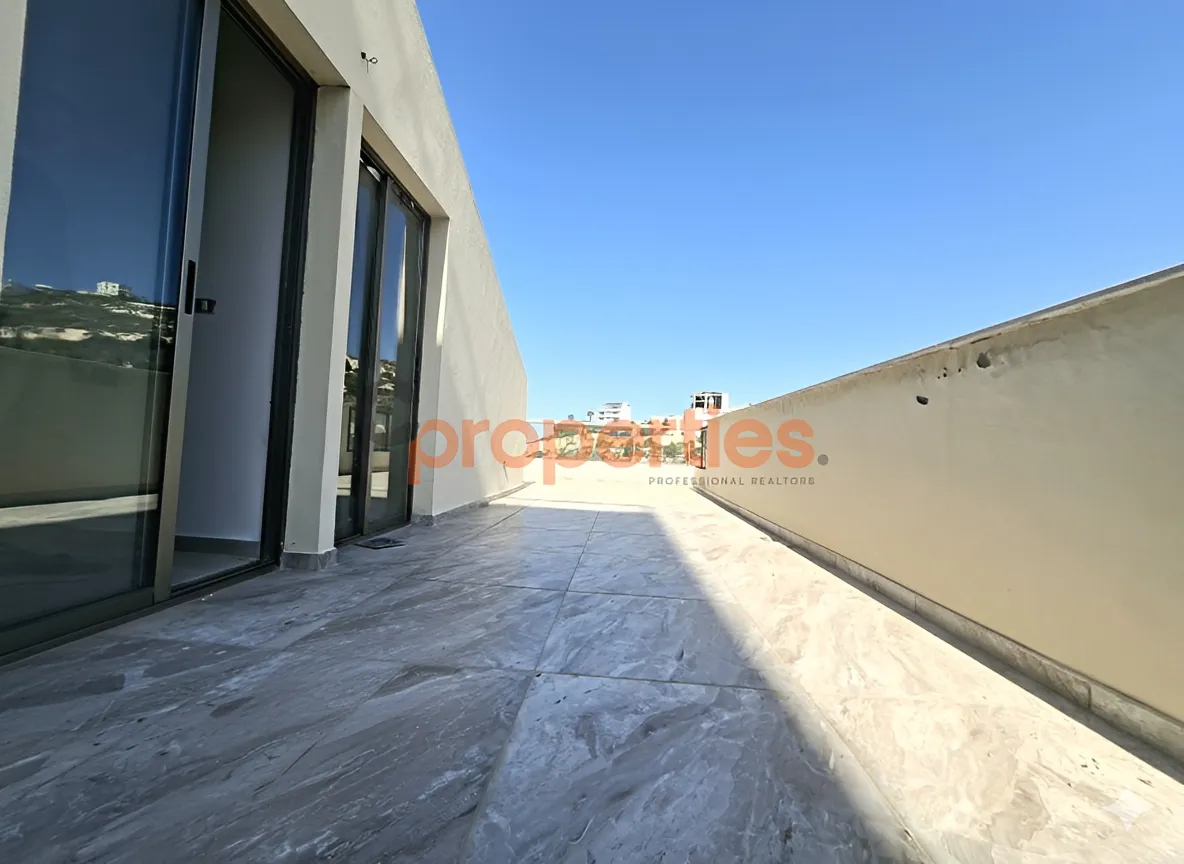 Duplex for Sale in Halat - 3 bed, 4 bath