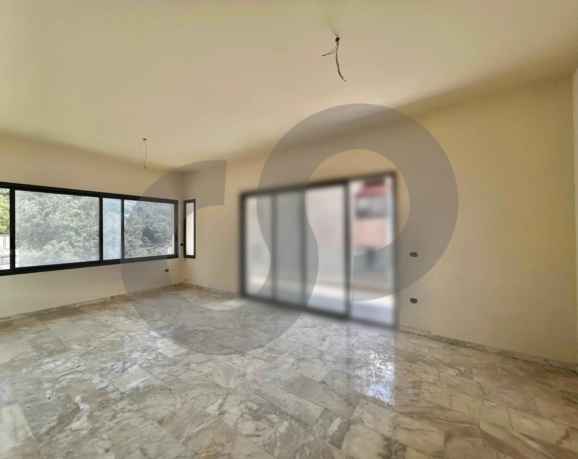 Apartment for Sale in Ain Saadeh